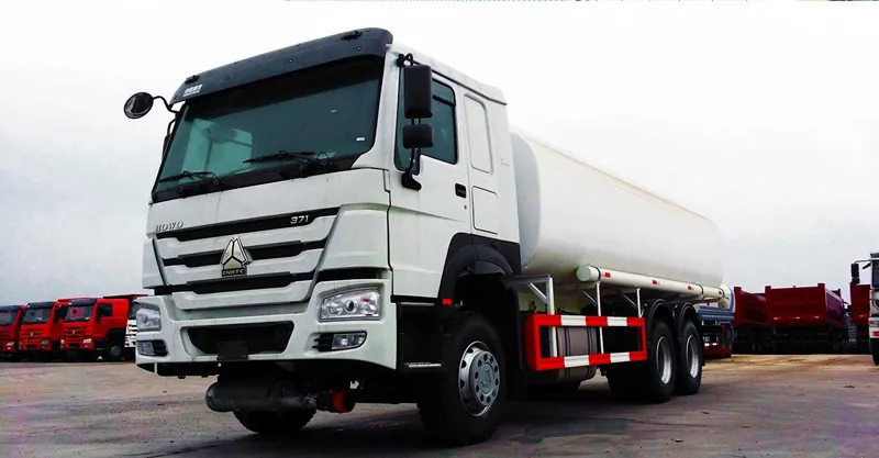 TRACLE DE TANK DE CARBURANT 6X4 Howo-7