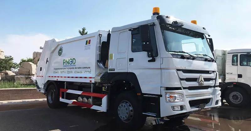 assainissement Camion Compacteur 6x4 Howo-7
