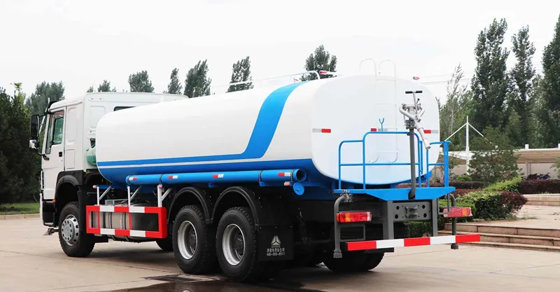 Sanitation Sprinkler Truck 6x4 howo-7