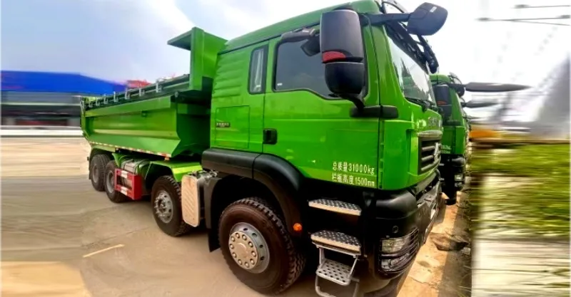 TIPPER TRUCK 8X4 SINOTRUK SITRAK G7W