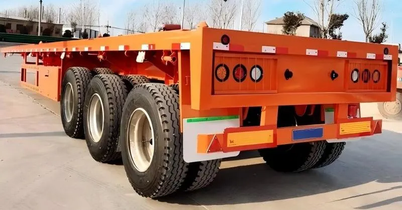 Trailer tracteur à plate-forme à 3 essieux