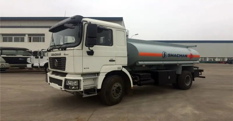 camion de pétrolier 4x2 Shacman F2000