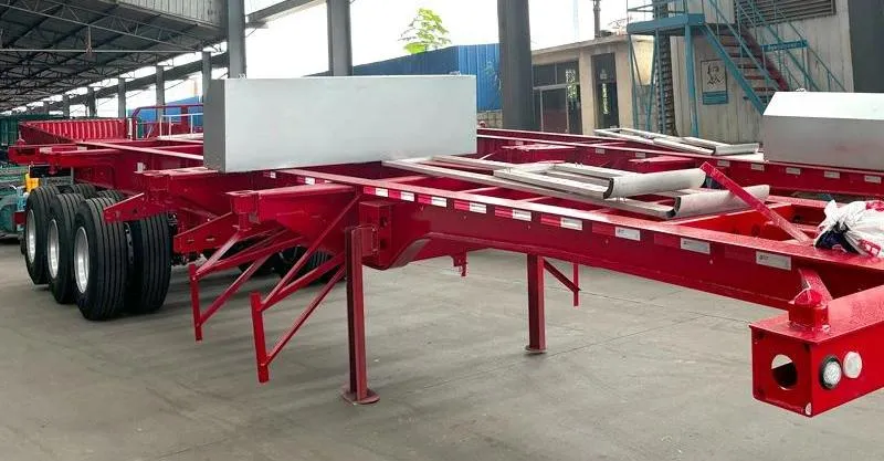 Tri-Tri Skeleton Semi Trailer