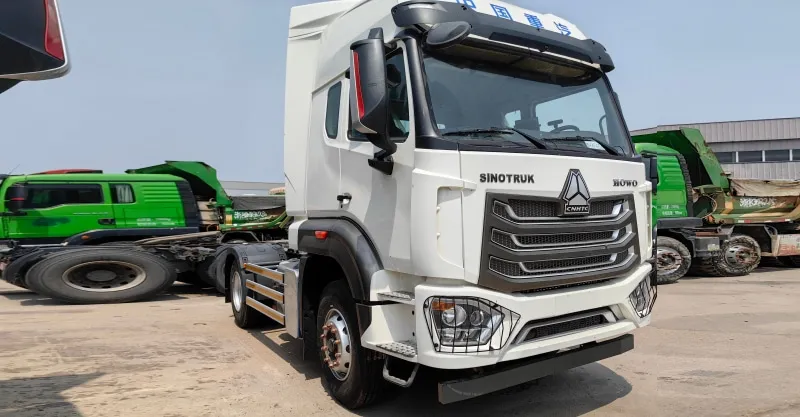 Tracteur 4x2 Howo NX Premium Reparbish Truck (nouveau camion Standard) Utilisé