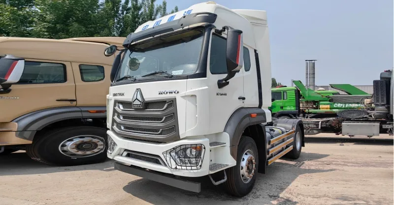 Tracteur 4x2 Howo NX Premium Reparbish Truck (nouveau camion Standard) Utilisé