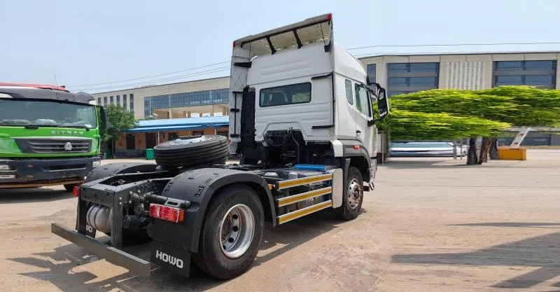 Tracteur 4x2 Howo NX Premium Reparbish Truck (nouveau camion Standard) Utilisé